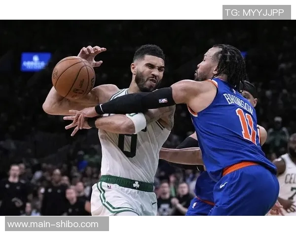 热火乘胜追击魔术核心缺阵尼克斯客场大胜猛龙展现强劲实力