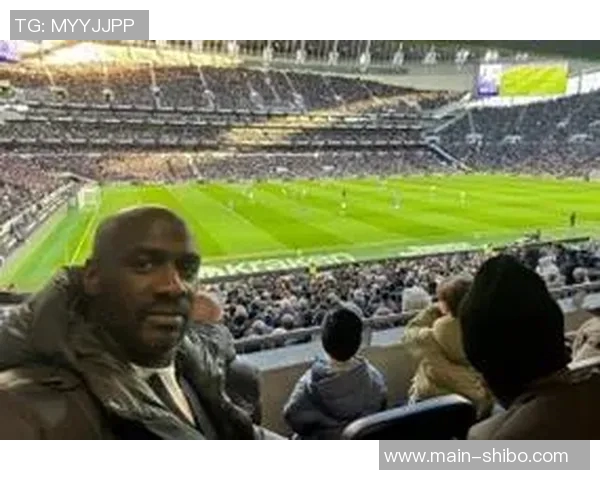 加纳主帅现场观战热刺却遭噩耗库杜斯19分钟伤退无缘非洲杯正赛